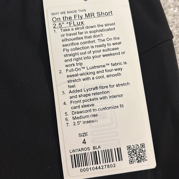 Lululemon On the Fly MR Short 2.5” flux - Picture 2 of 4